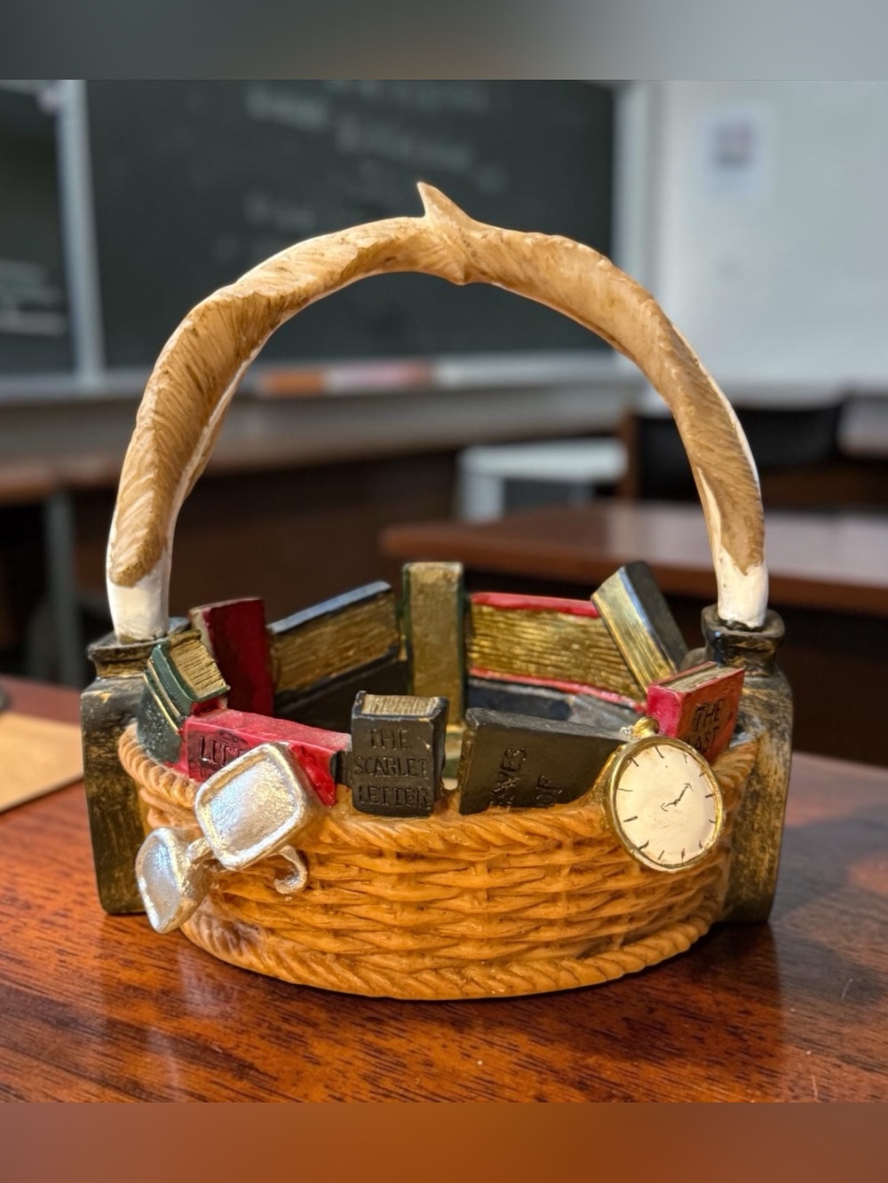 The Ultimate Gift for Teachers & Book Lovers! (Only 1 Left)